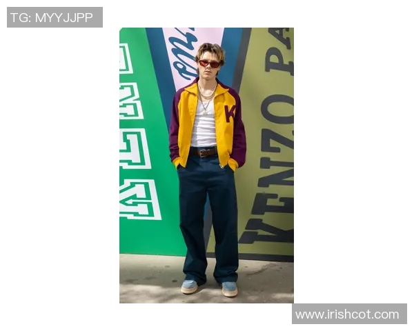 冬季儿童服装新款上市足球明星同款让孩子们尽享运动时尚魅力