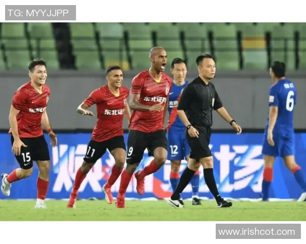 广州排球队以66分领跑锦标赛积分榜展现强劲实力