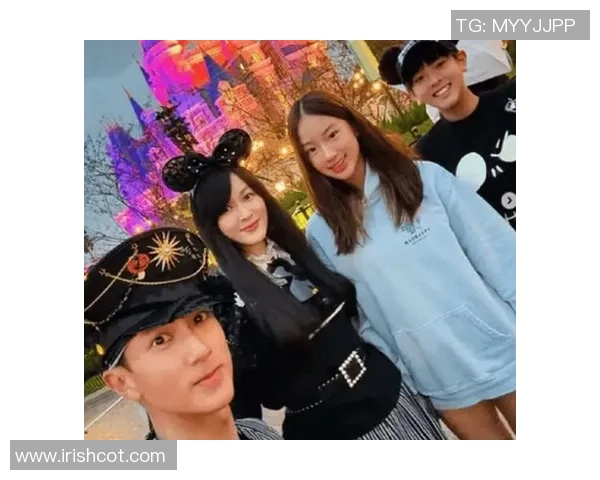 足球明星早恋揭秘那些年少成名的爱情故事