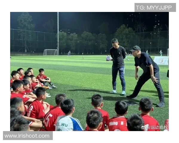 足球巨献:探秘成都足球队的力量 足球巨献:探秘成都足球队的力量